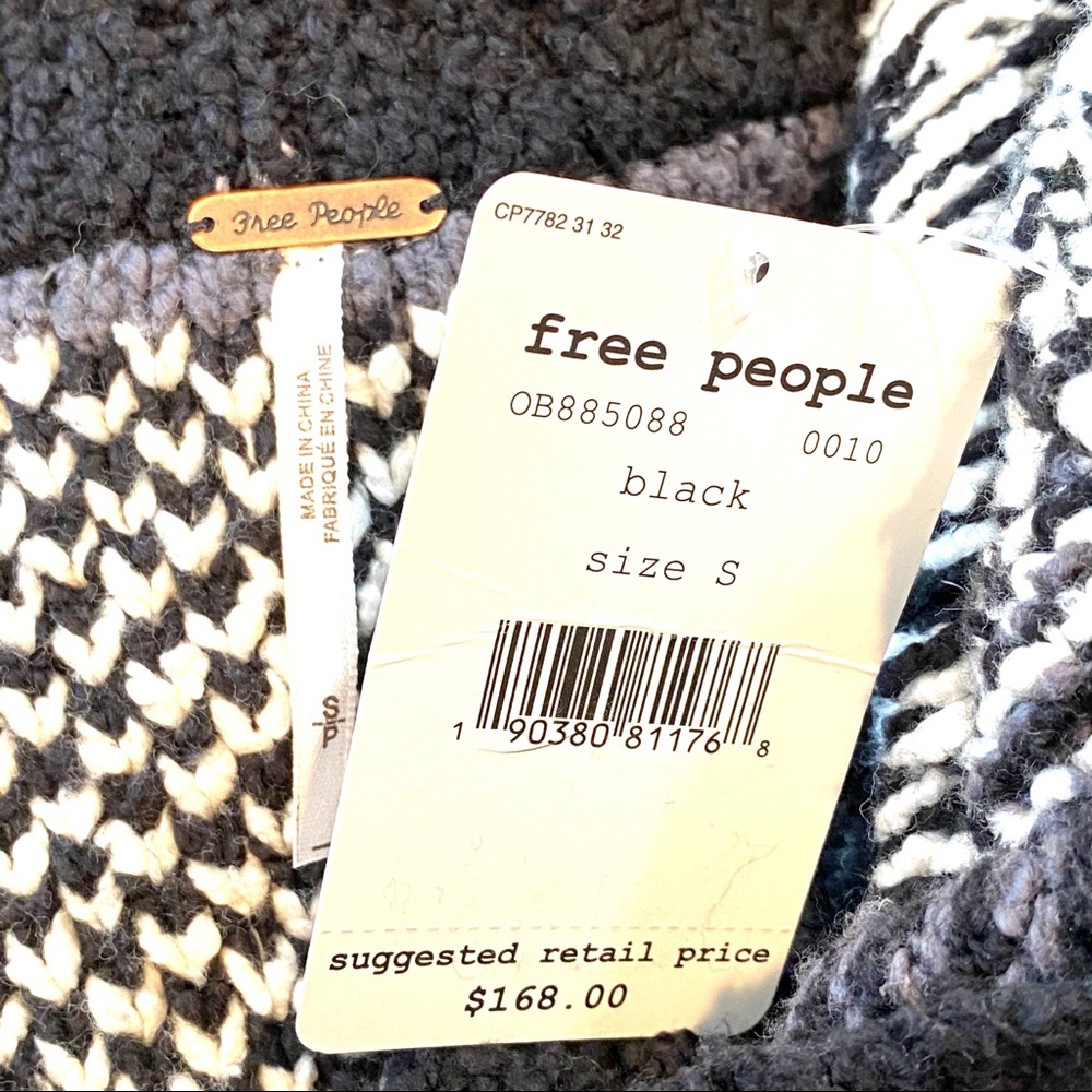 FREE PEOPLE | Cozy Cabin Cardigan - Picture 8 of 9